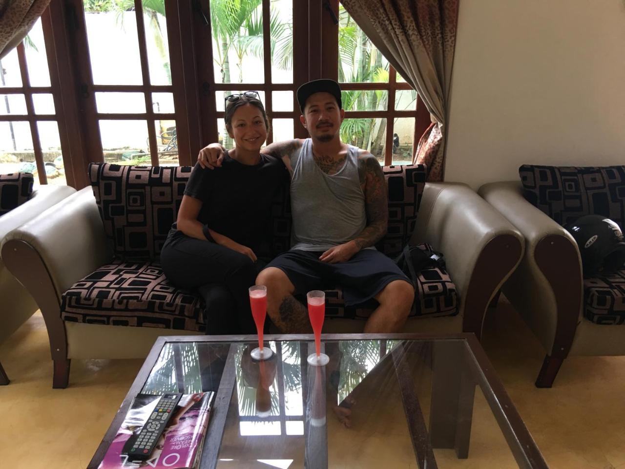 Like Mike Tourist Guest House & Restaurant Negombo Ngoại thất bức ảnh